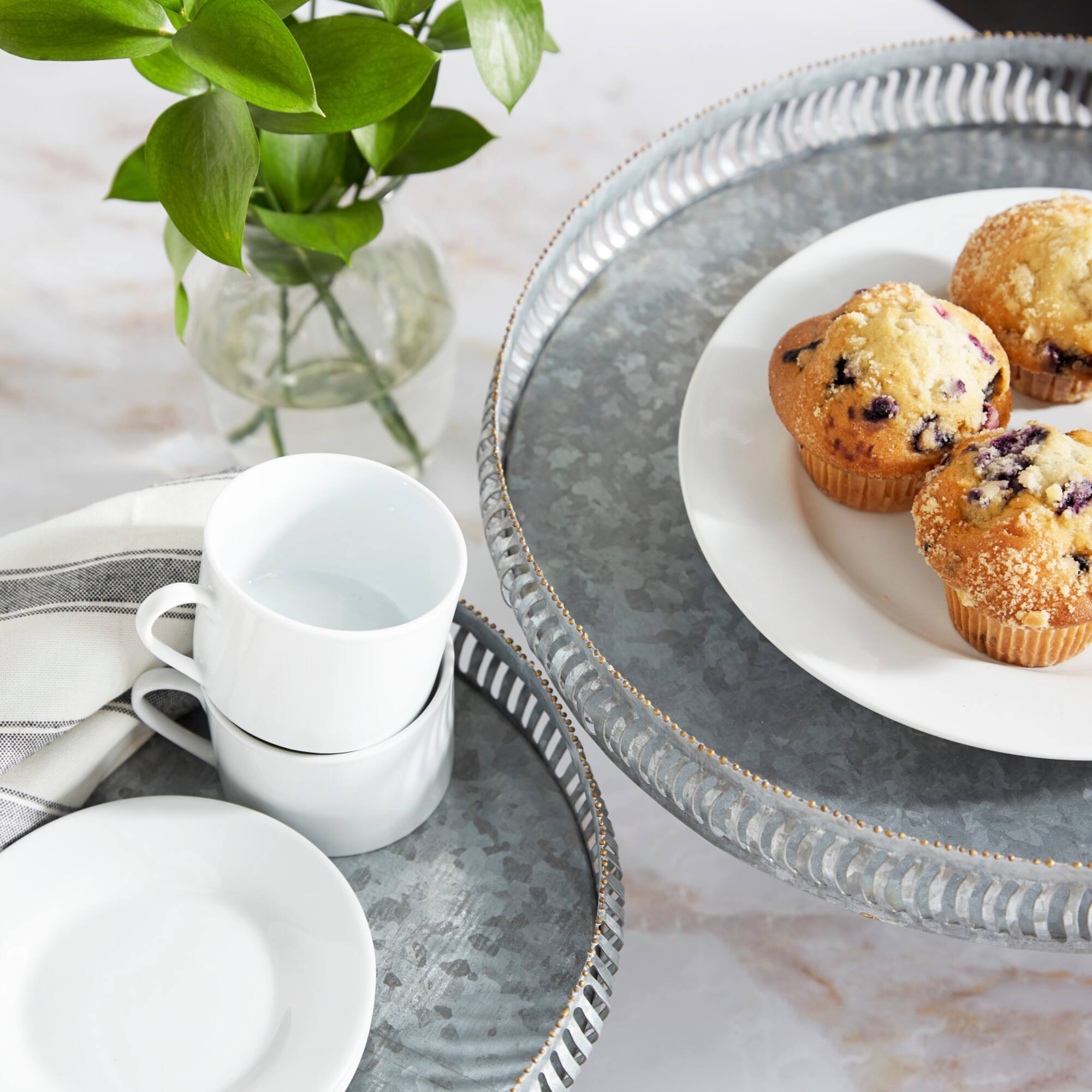 Set of 2 Grey Metal Farmhouse Cake Stand, 16", 12"
